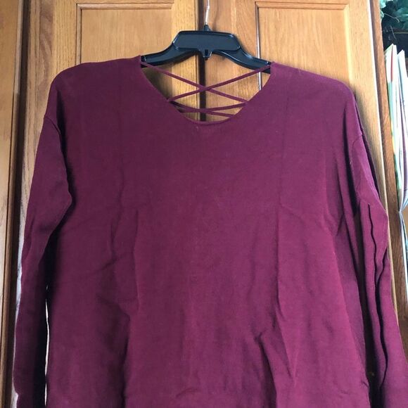 Silence + Noise Oversized Lace Up Long Sleeve V-Neck Sweater Red - S - Picture 10 of 14